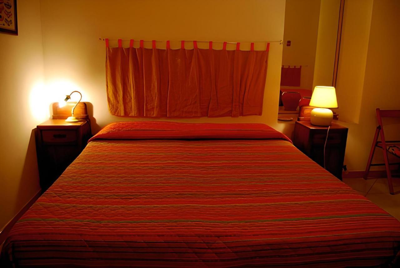 Bed & Breakfast 5 Di Spade Gioiosa Marea Esterno foto
