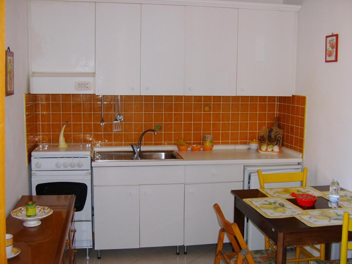 Bed & Breakfast 5 Di Spade Gioiosa Marea Esterno foto
