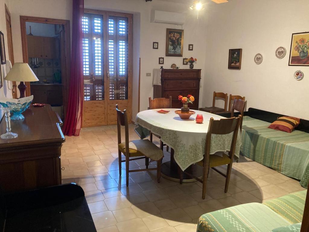 Bed & Breakfast 5 Di Spade Gioiosa Marea Esterno foto