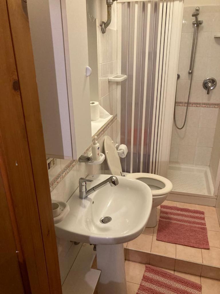 Bed & Breakfast 5 Di Spade Gioiosa Marea Esterno foto
