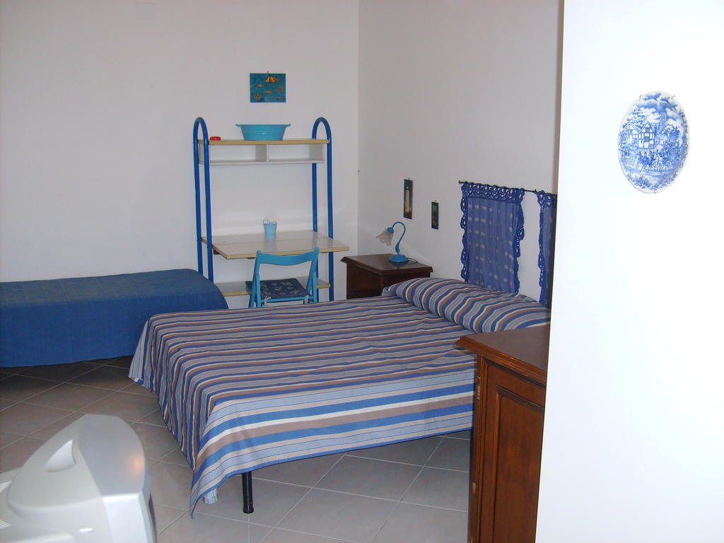 Bed & Breakfast 5 Di Spade Gioiosa Marea Esterno foto